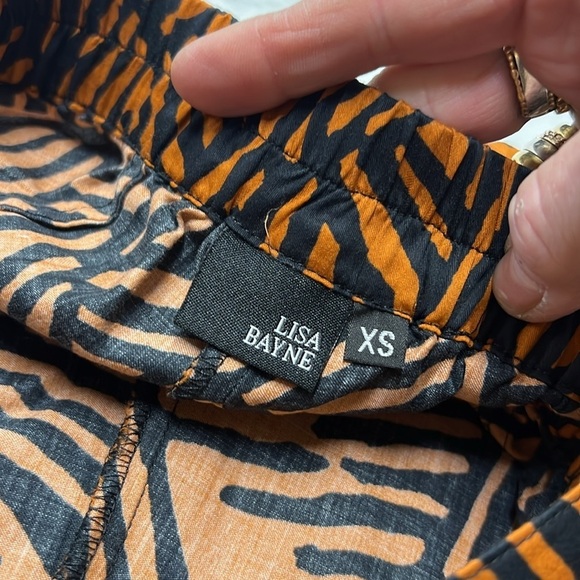 Lisa Bayne Rust and Black Geometric Print Pull On Wide Leg LagenLook Pant Small - Picture 5 of 6